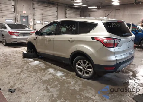 2017 Ford Escape Se z USA, uszkodzony, nr VIN 1FMCU9GD6HUC23819